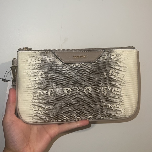 Nine West pouch wallet clutch wristlet astoria slg natural multi pouch wallet - Picture 2 of 11